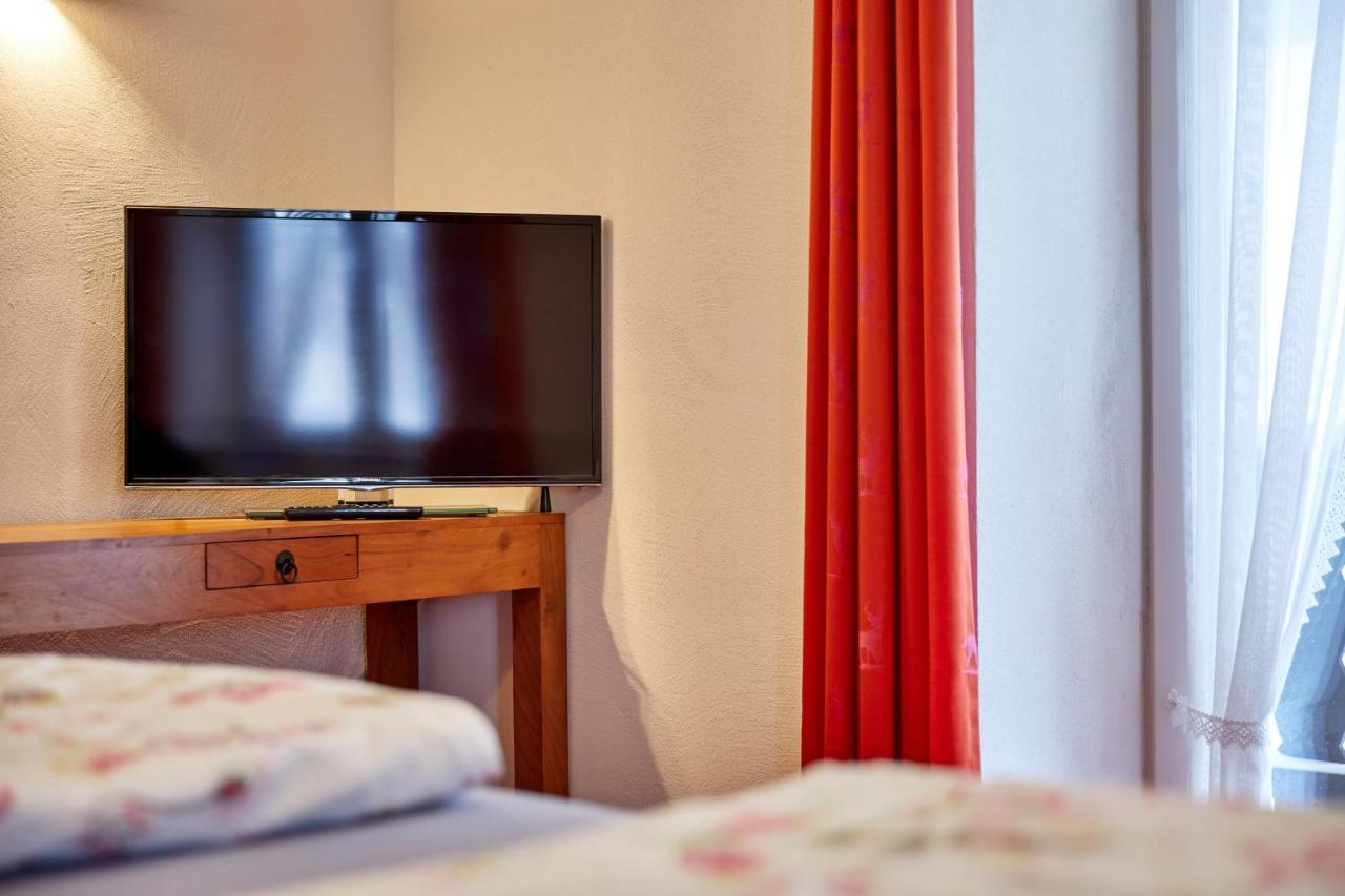 Alpen Gaestehaus 3*