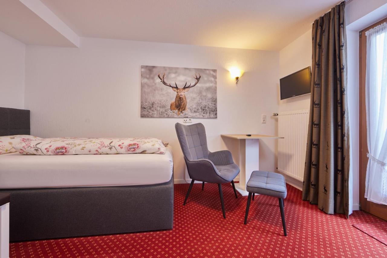 Alpen Gaestehaus Bed and breakfast 3*